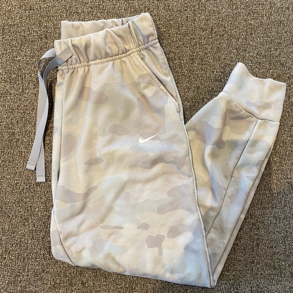 Nike Pants - Nike Joggers - XS